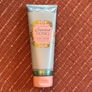 Bath & Body Works Sweetest Song Body Cream